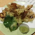 かくれ味処 藤 - サクサク　舞茸の天ぷら