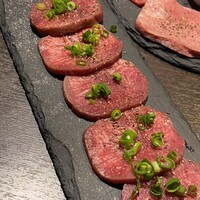 富士山溶岩焼肉 あぶり - 赤タン　1200円