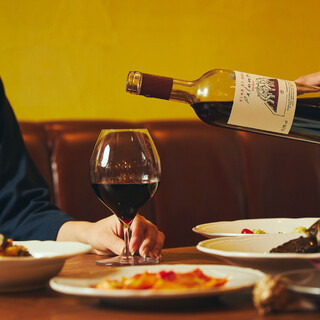 イタリア産のワインやビールを厳選！