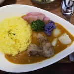 キッチン ブルー グローブ - 上から、カレーの器は定番です