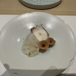 鮨処 有馬 - 水蛸　刺身と煮蛸、炊いた吸盤