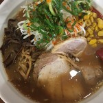 八木山ラーメン - 具材が多いからか ヌルいのが最大の問題点