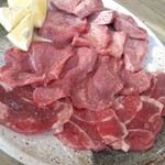 Sumibi Yakiniku Horumon Yokoduna Sanshirou - 