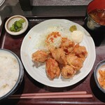 鳥酎 - 鶏の唐揚げ定食(7個+小鉢)_¥850