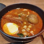 スパイス ファクトリー - やわらか豚角煮と野菜のスープカレー