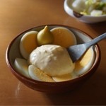 板鼻館 - からしタルタル。
      まず、これを混ぜながら待ちます。