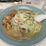 おおむら亭 - 料理写真:とり唐ちゃんぽん(麺1.5倍)