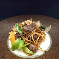 ”キタッラ”を使ったソース焼きそば