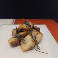 海老芋のフリット　トリュフ塩