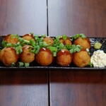 牡蠣酒場 海運亭 - 揚げたこ焼き