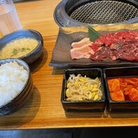 焼肉 ギュウトピア - 