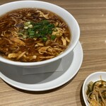 鼎泰豐 名古屋店 - 酸辣湯麺＋小籠包6個　1990円