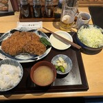 とんかつ馬車道さくら 本店 - 