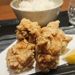 大山どり 炭火焼酒場 俺の店 - プリプリして柔らか。大山どり からあげ定食 税込759円
