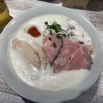 ラーメン家 あかぎ - 鶏白湯しお 味玉付き