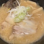Nandaiya - らー麺 800円