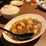 Ku:nom - ・四川風麻婆豆腐と白飯