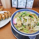 町中華 トナリ飯店 - 