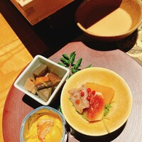 華蓮  大阪心斎橋店 - 前菜の炊き合わせから、丁寧なお料理