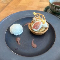 ザ タヴァン グリル＆ラウンジ - 