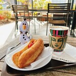 スターバックスコーヒー - テラス席でいただいてます
焼きあげてくれたパンが美味しい