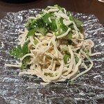 Mori Chuugoku Sankan - 干し豆腐七香菜和え物