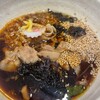 なぜ蕎麦にラー油を入れるのか。 - 肉汁つけそば