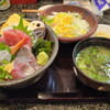 沼津魚がし鮨 - 二代目名物刺盛丼