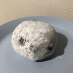 和菓子処 大角玉屋 - いちご豆大福 324円（税込）