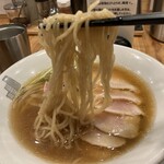 METRO RAMEN - 鴨出汁ラーメン（麺リフト）