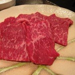 丸明 - 飛騨牛赤身(100g)￥８８０