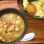 つけ麺屋しずく - 濃厚魚介つけ麺（全部入り）