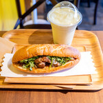 BANH MI XIN CHAO - 