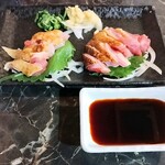 安咲妃 - 地鶏刺し(¥600)