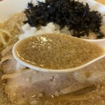 Niboshi Ramen Kawamura - 背あぶら煮干スープ