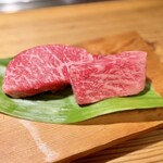 Sousaku Teppan Juju - 神戸牛のステーキを頂きました (写真は2人分)