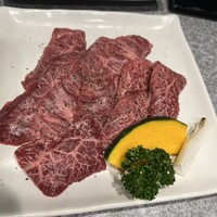 炭火焼肉 一徳 離宮 - 