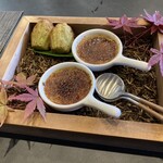 Restaurant Laplace - 【プティフール】
      　・松阪茶のマドレーヌ
      　・松阪ほうじ茶のクレームブリュレ