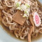 Hyakuen Ramen - 100圓なのにちゃんとトッピングまで