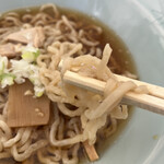 Hyakuen Ramen - コスパを抑えるために自家製麺