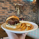 L.A.GARAGE - 【期間限定】 『Mushroom&Bacon Gratin Croquette Burger¥1,500』 〜キノコとベーコンのグラタンコロッケバーガー〜 ※平日は、lunch drink付