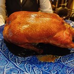 4000 Chinese Restaurant - [2023年11月 訪問]出来立て北京ダック。