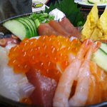 水産食堂 - 海鮮丼・・アップ