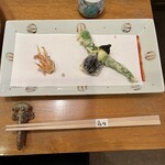 蕎麦切 森の - 天ぷらはまず、小茄子、甘長唐辛子、海老の頭の３品から。