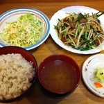 鍋道楽 - レバニラ炒め定食