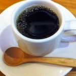 鍋道楽 - コーヒーはサービス