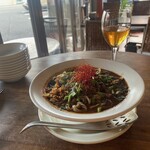 中華バルSAISAI。 - バルらしい店内