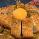 Tonkatuamakarakare Coltrane - とんかつカレー(ロース) 1,080円
                      生たまご 50円
                      ▲500円クーポン