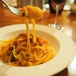 イタリア料理 カンパニョーラ - ■リングイネ パンチェッタ、生ハム等、数種のお肉と秋茄子のピューレソース