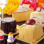 フェイク オア ファクト - クリスマスコースのカットケーキ４種（イチゴショート、チョコ、モンブラン、チーズ）です